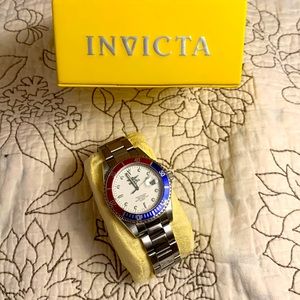 Invicta Pro Diver Men in Red and Blue and Silver